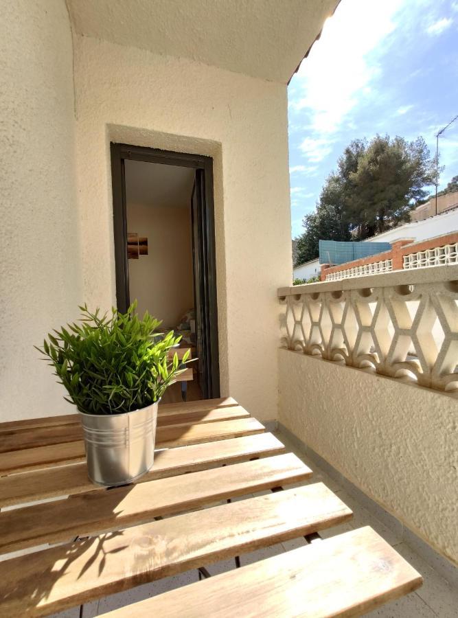 Casa Con Jardin Privado De 300M2 Y Piscina Appartement Cubelles Buitenkant foto